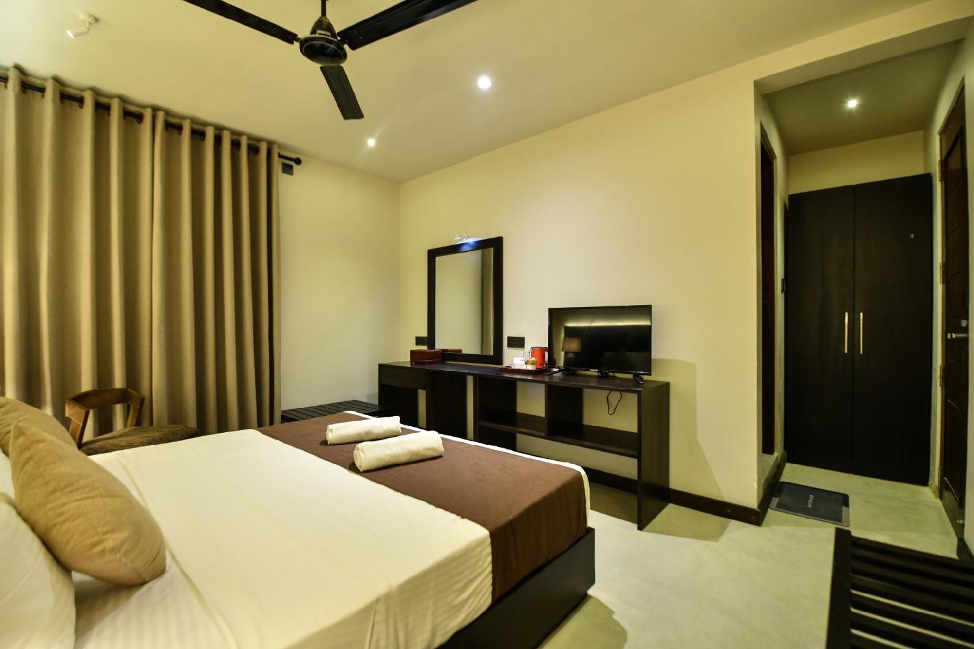 Hiriketiya Beach Resort Dikwella Exterior foto